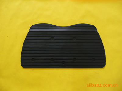 【批量銷售各種規格型號的運動器橡膠墊】價格,廠家,圖片,塑料零件,啟東市恒通橡膠制品廠-